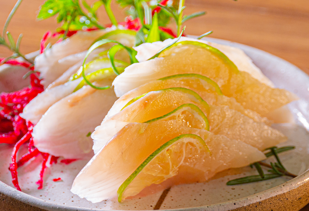 Sashimi de peixe branco